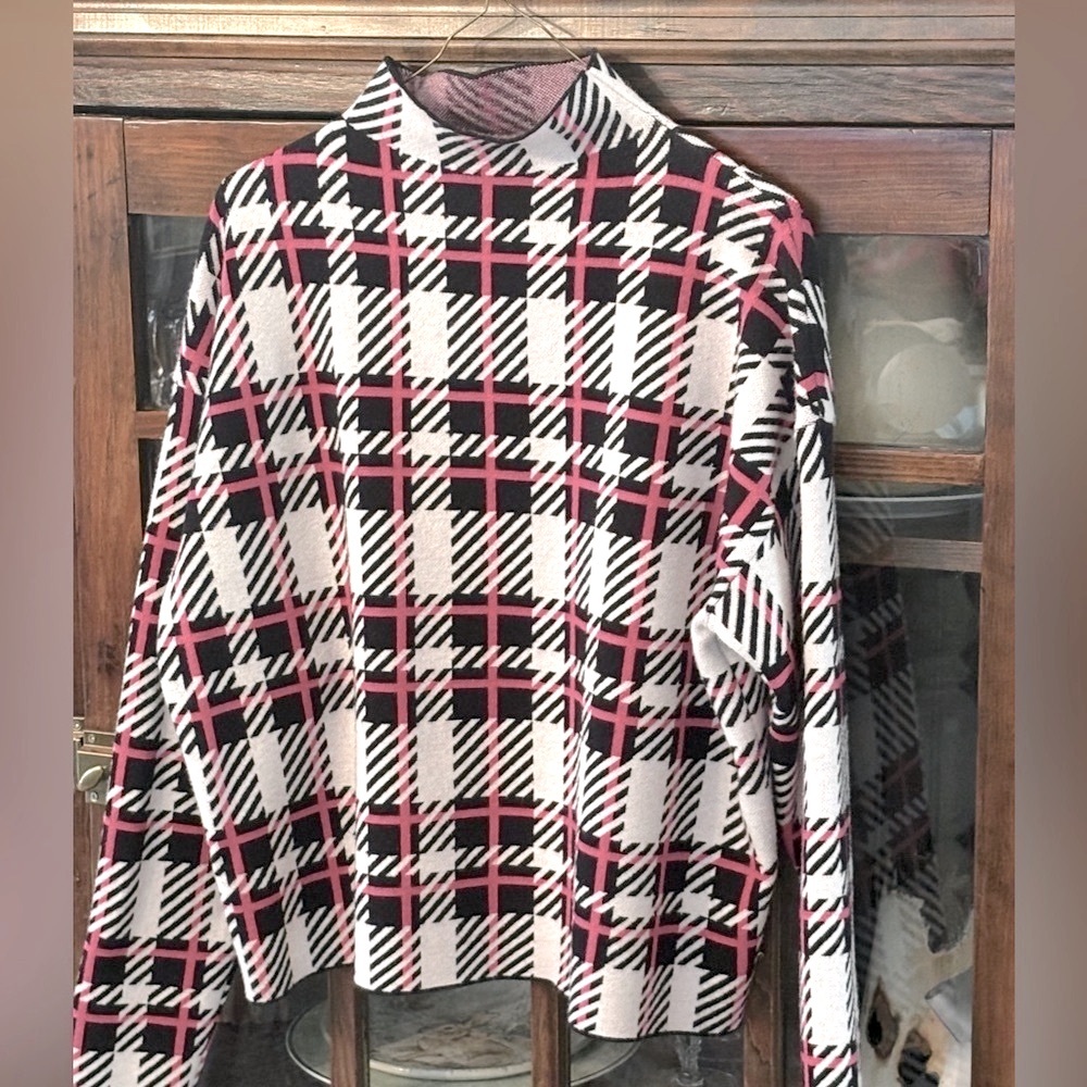 Tahari Plaid Long-Sleeve Sweater. Women’s Sz-XL Windowpane | Barbiecore | Preppy